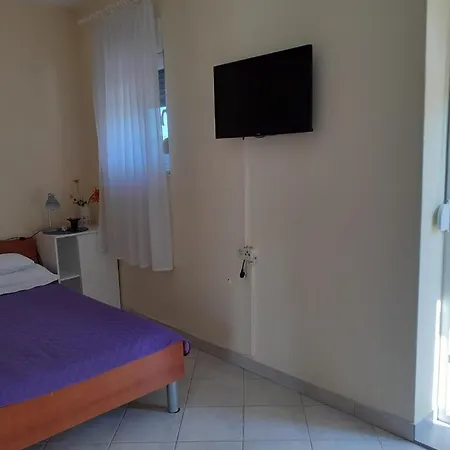 Apartment Miljenko